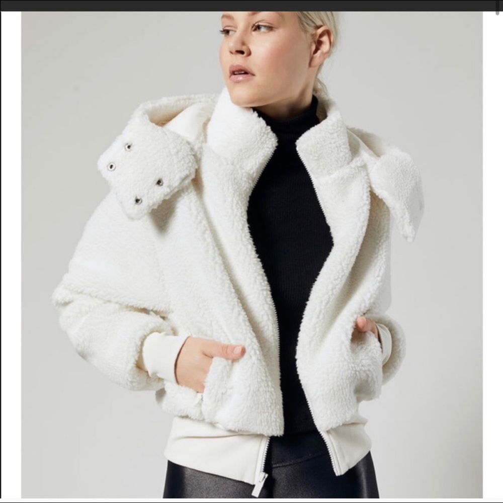 Alo Yoga oversized Sherpa Jacket